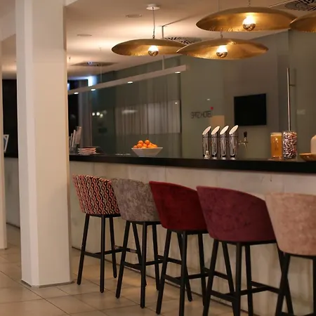 Arte Hotel 4*