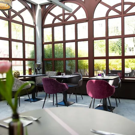 מלון Arte לינץ